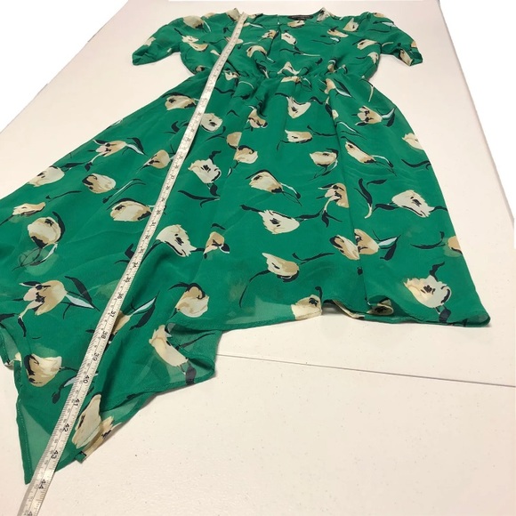 NWT Banana Republic Women’s Asymmetrical Fit & Flare Floral Green Dress 00P - Picture 6 of 9